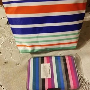 Pouch with card caddy